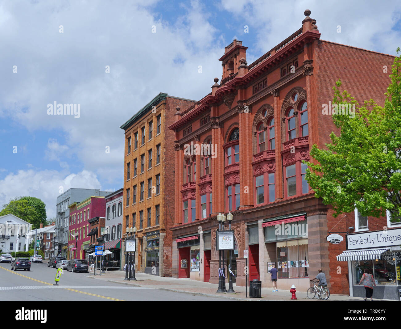 Vintage storefronts new york hires stock photography and images Alamy