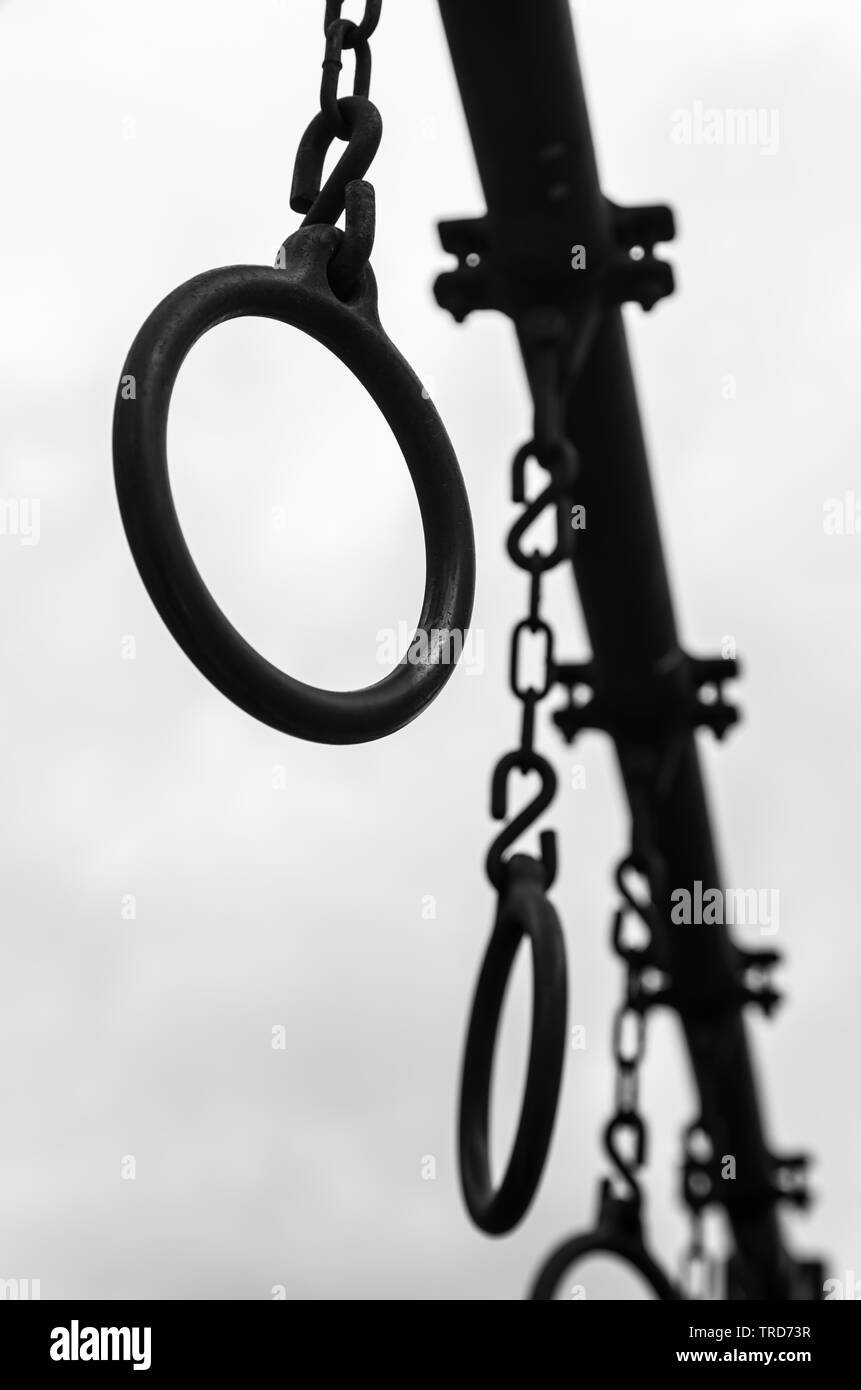 metal gymnastic rings