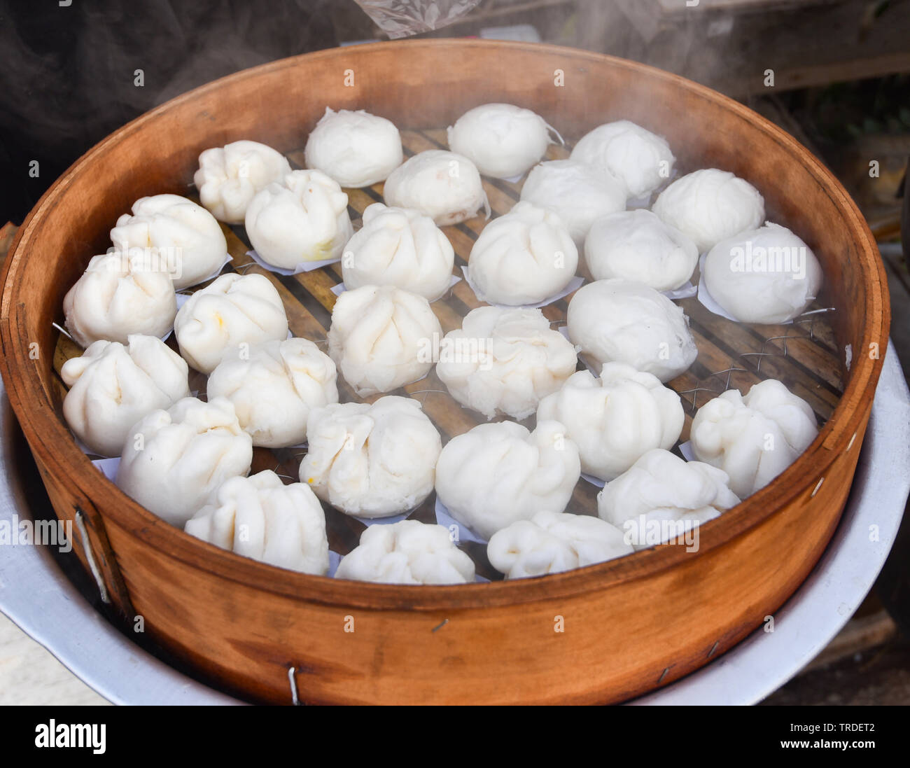 Food steamed dumpling on bamboo pan boiled and hot chinese stuff bun Stock Photo Alamy
