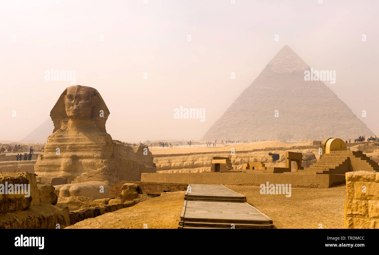Great pyramid an sphinx in Gizeh, Egypt, Gizeh Stock Photo