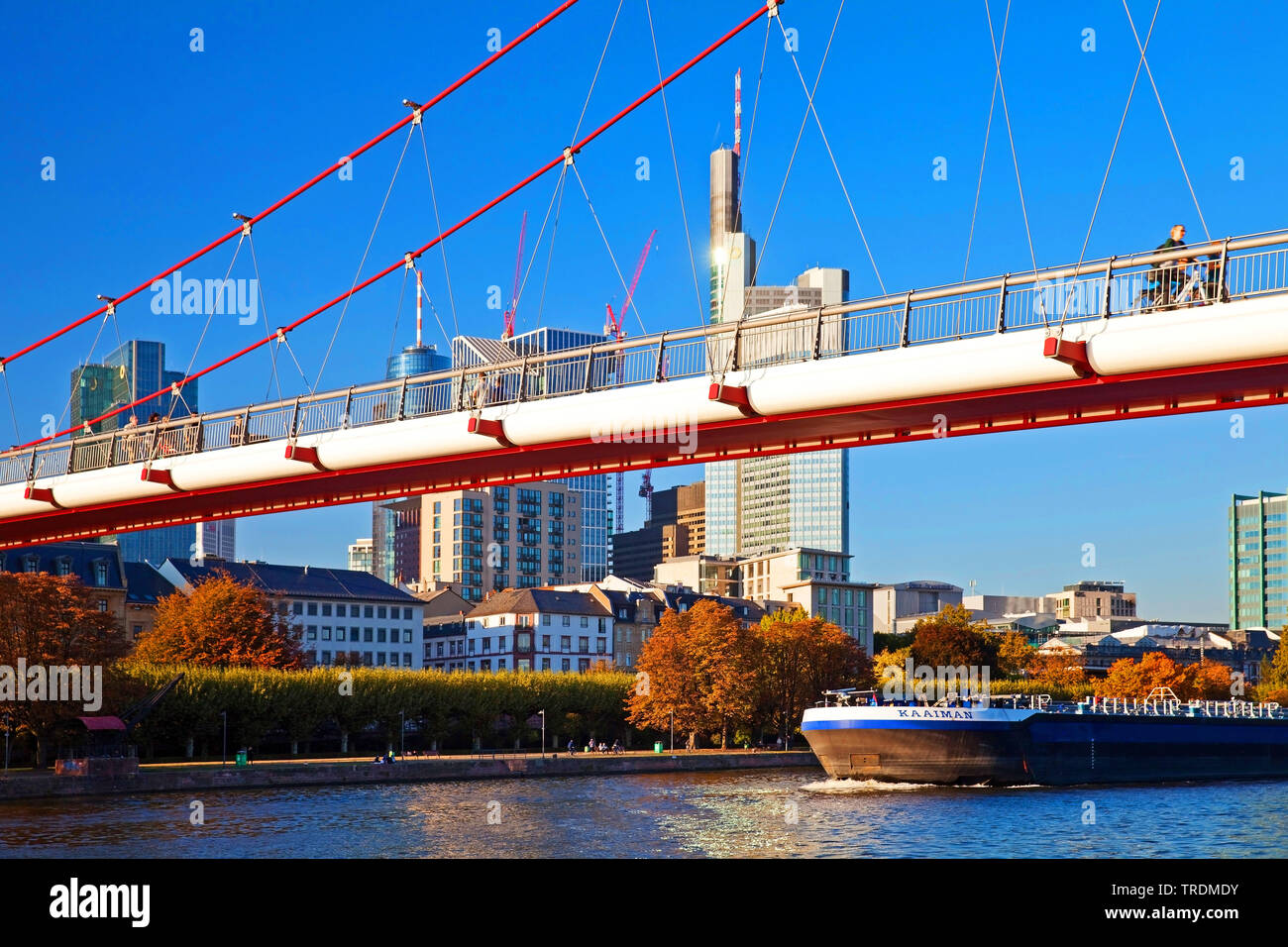 Bridge [river crossing] stream hi-res stock photography and images - Alamy