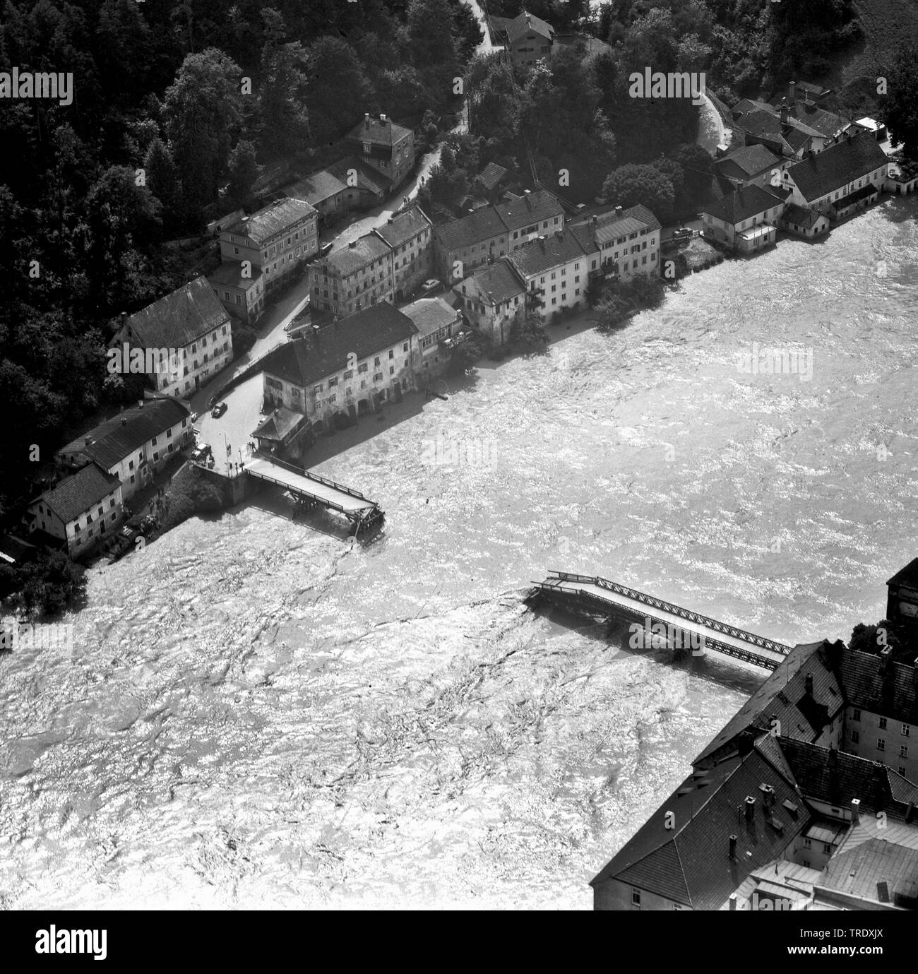 high water from river Salzach in Triebenbach, broken bridge, aerial photo from the year 1959, Germany, Bavaria, Niederbayern, Lower Bavaria, Triebenbach Stock Photo