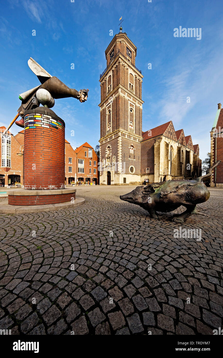 boar sculpture in front of the St Lambert church, Germany, North Rhine-Westphalia, Muensterland, Coesfeld Stock Photo