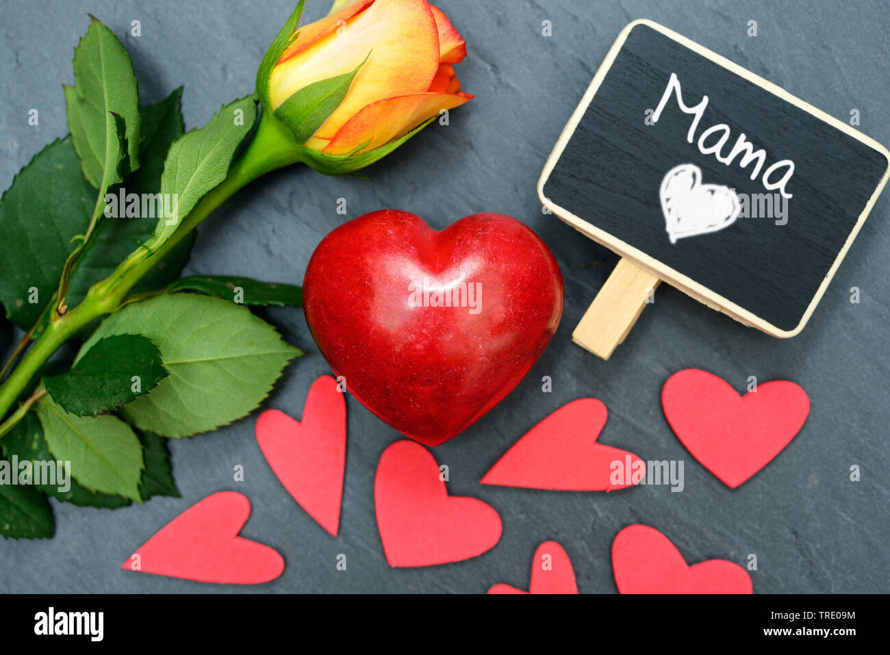 Mother S Day Rose And Red Hearts Lettering Mama Mom Germany Stock Photo Alamy