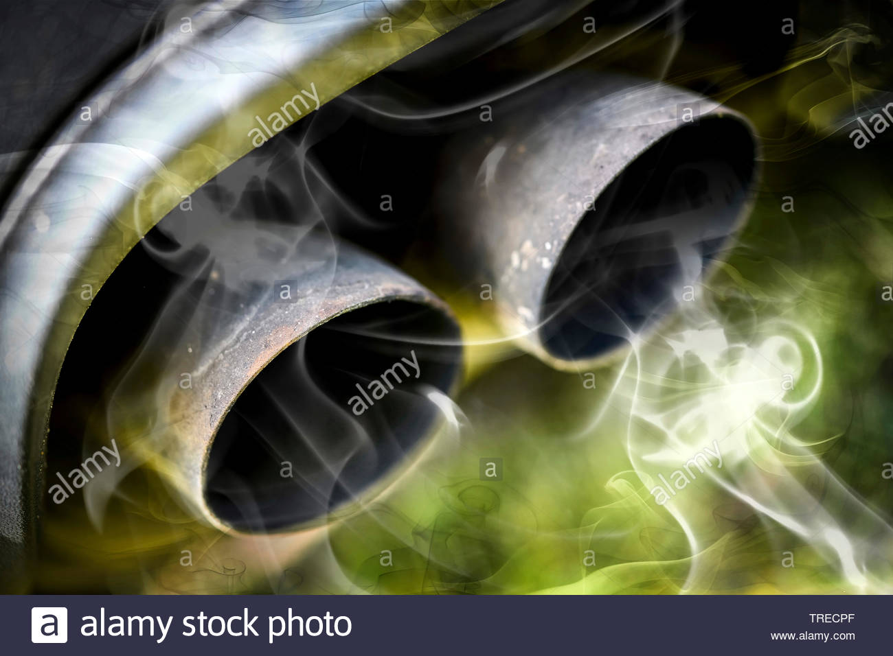 Smoking Exhaust High Resolution Stock Photography and Images Alamy