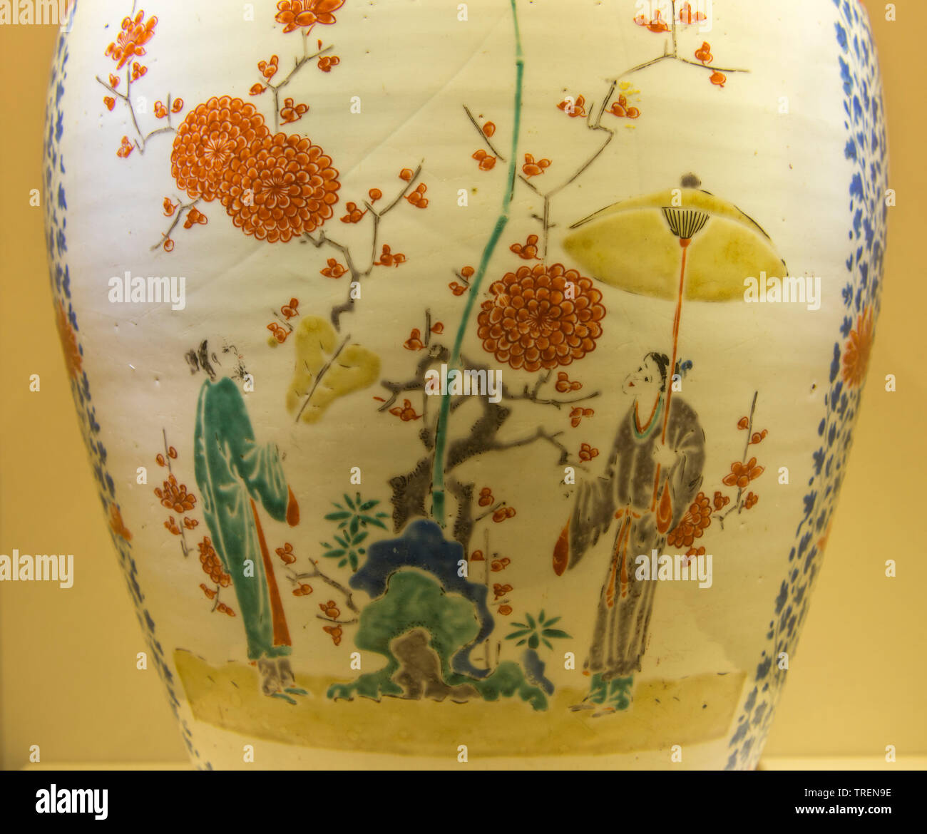 Part of Large Jar Figure under umbrella design in overglaze enamel. Porcelain. 17th century CE. Imari ware. Tokyo National Museum Stock Photo