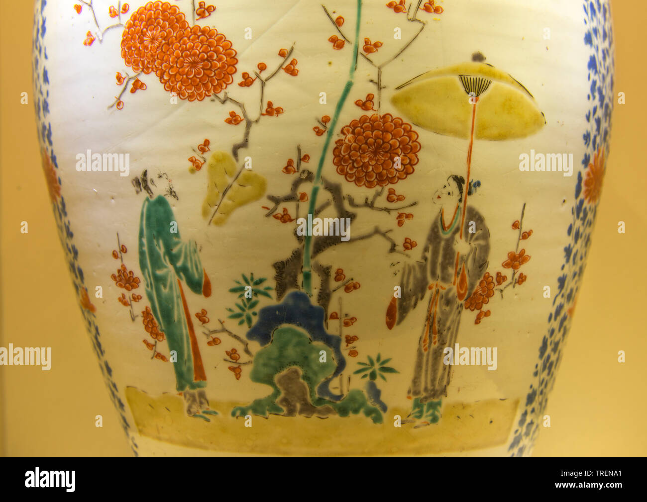 Part of Large Jar Figure under umbrella design in overglaze enamel. Porcelain. 17th century CE. Imari ware. Tokyo National Museum Stock Photo