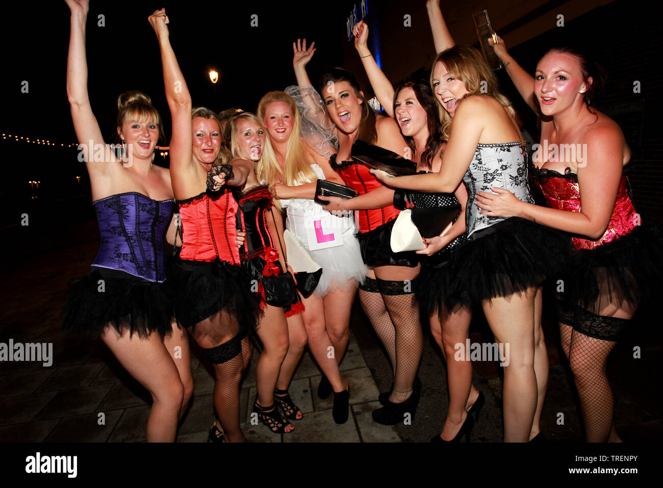 Lady/'s Girl/'s Over The Knee Socks Orange and Black Fancy Dress Hen Night Party