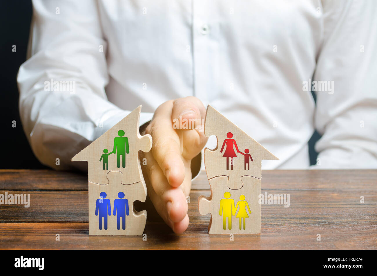 A lawyer shares a house or property between subjects. Divorce concept