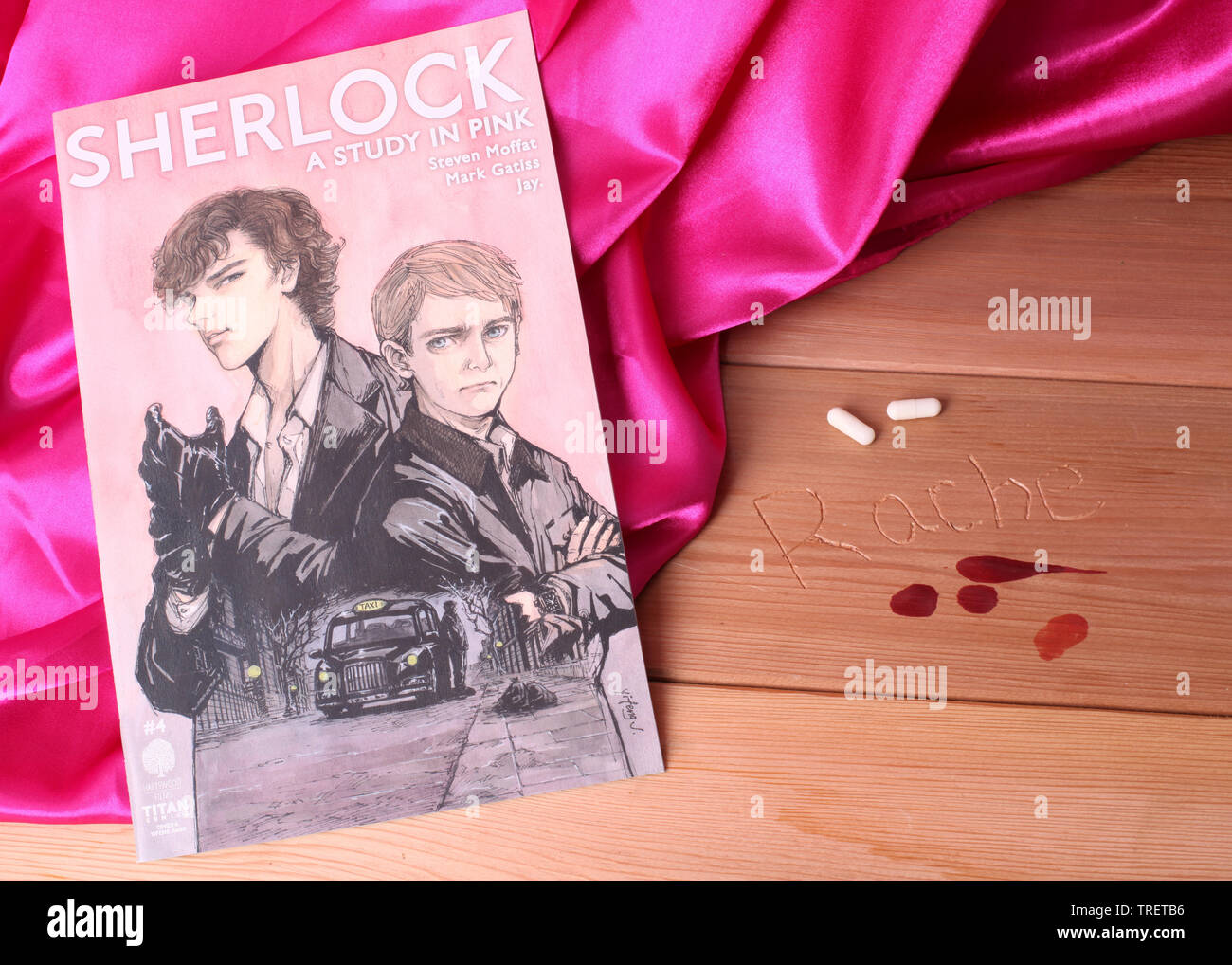 A study in Pink #4 cover art by Yefeng Jiang - Sherlock Holmes graphic novel based on the TV Series Sherlock by Steven Moffat and Mark Gatiss, Manga a Stock Photo