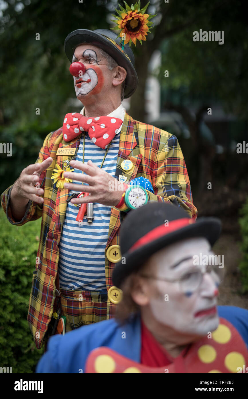 Annual Joseph Grimaldi Clown Memorial Day gathering at his grave in ...