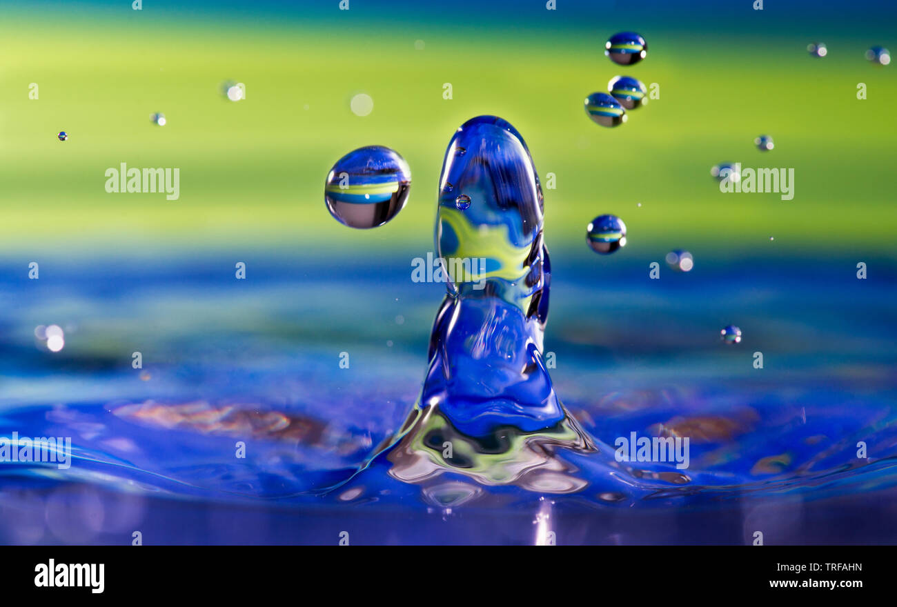 High Speed Drop High drops hi-res stock photography and images - Alamy