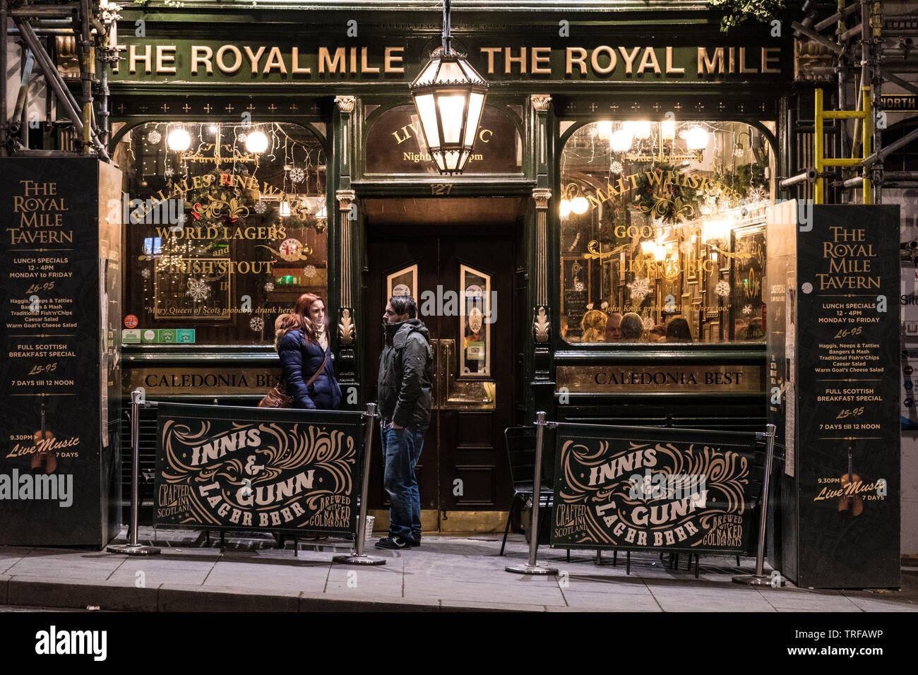 The Royal Mile Pub Edinburgh Stock Photo Alamy the-royal-mile-pub-edinburgh-stock-photo-alamy