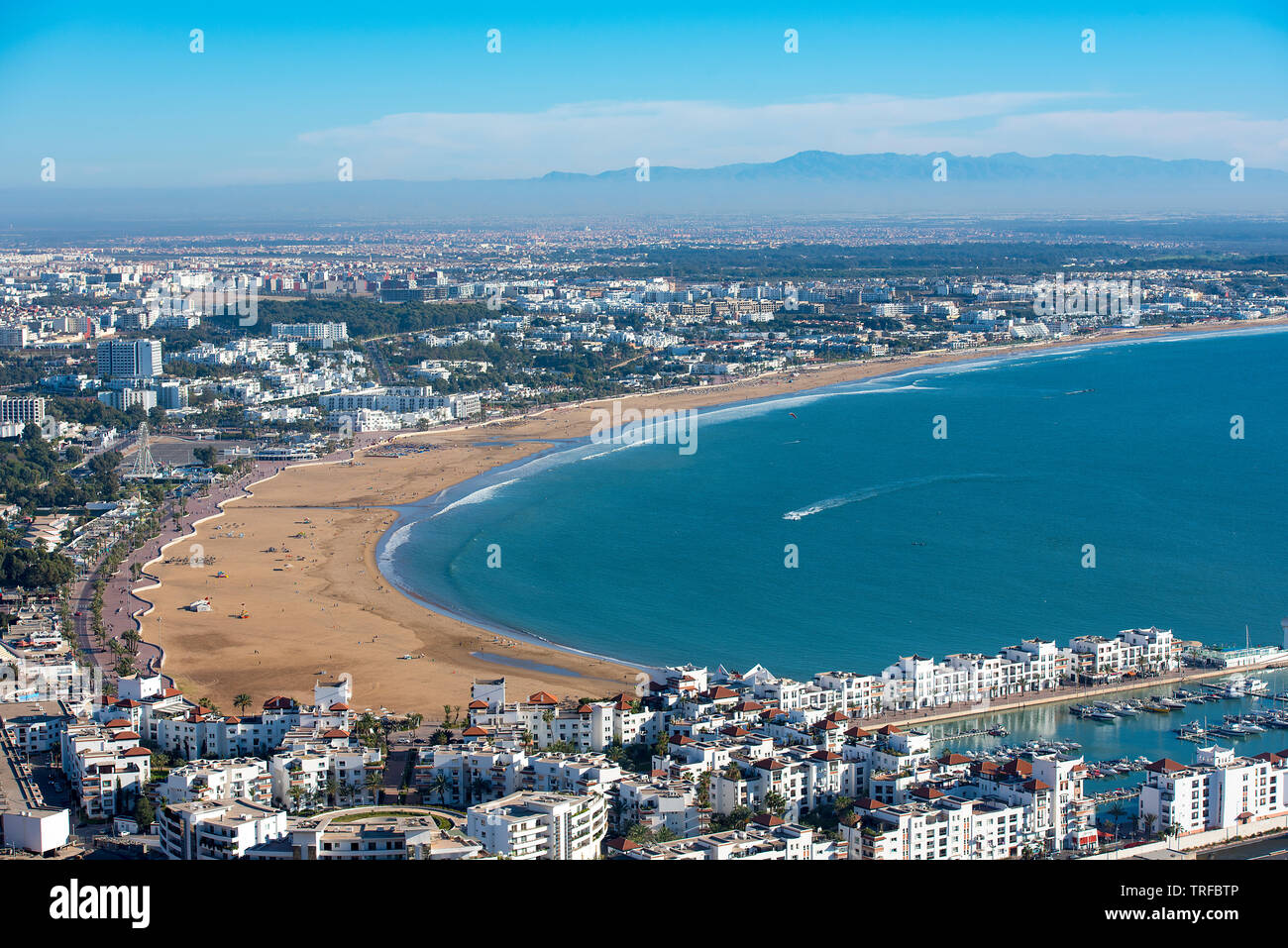 Чера. Агадир Марокко. Побережье Агадир Марокко. Agadir город. Город Агадир в Марокко.