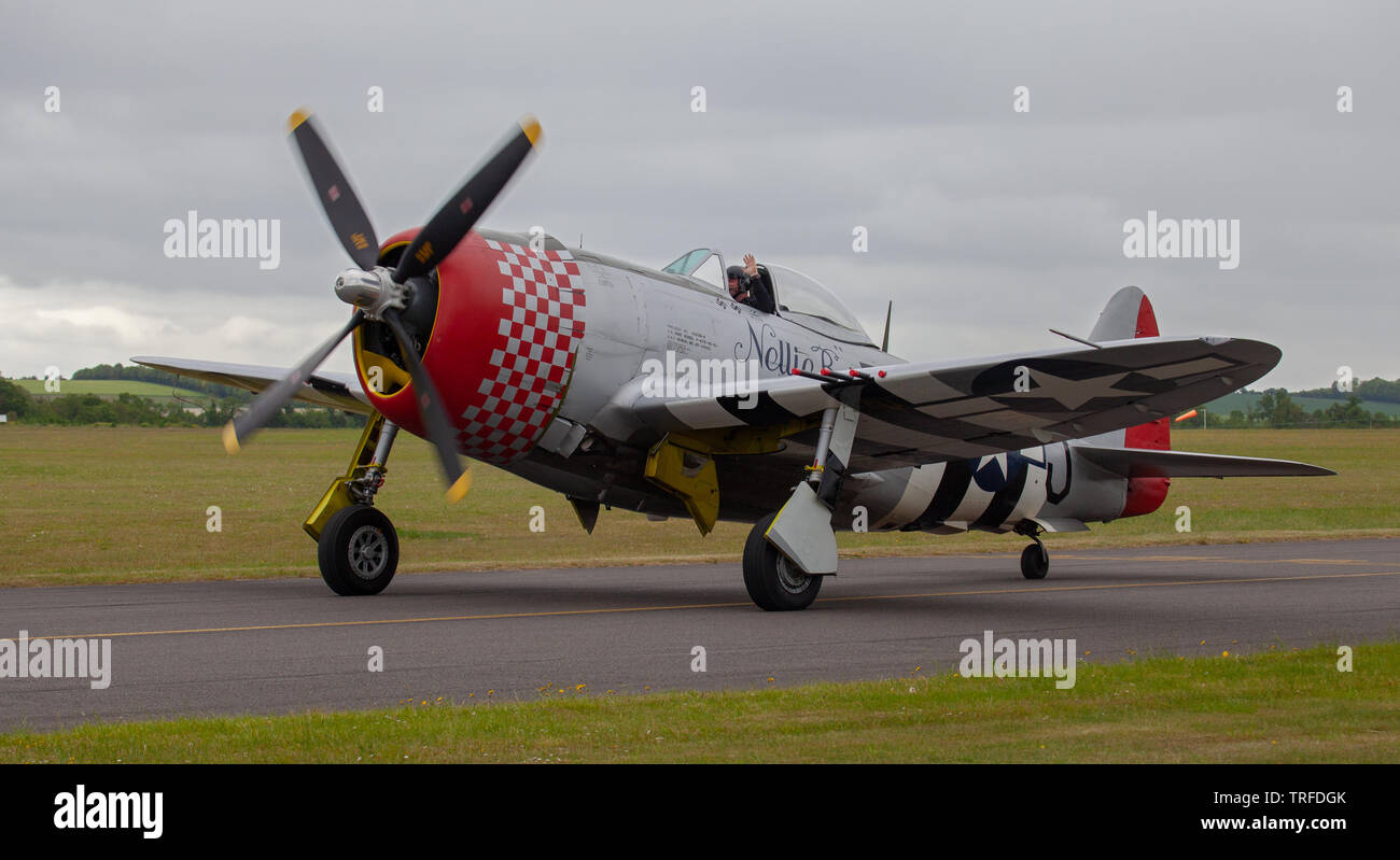 Republic P-47D Thunderbolt F4-J taxiing at Duxford Aerodrome Stock Photo