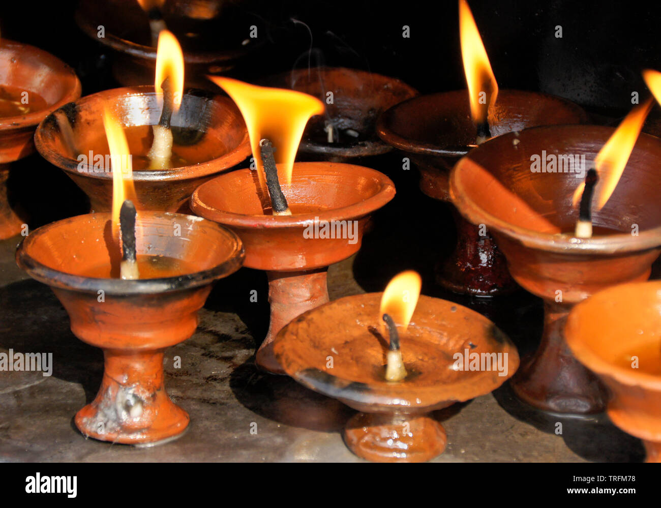 Temple oil lamp hires stock photography and images Alamy