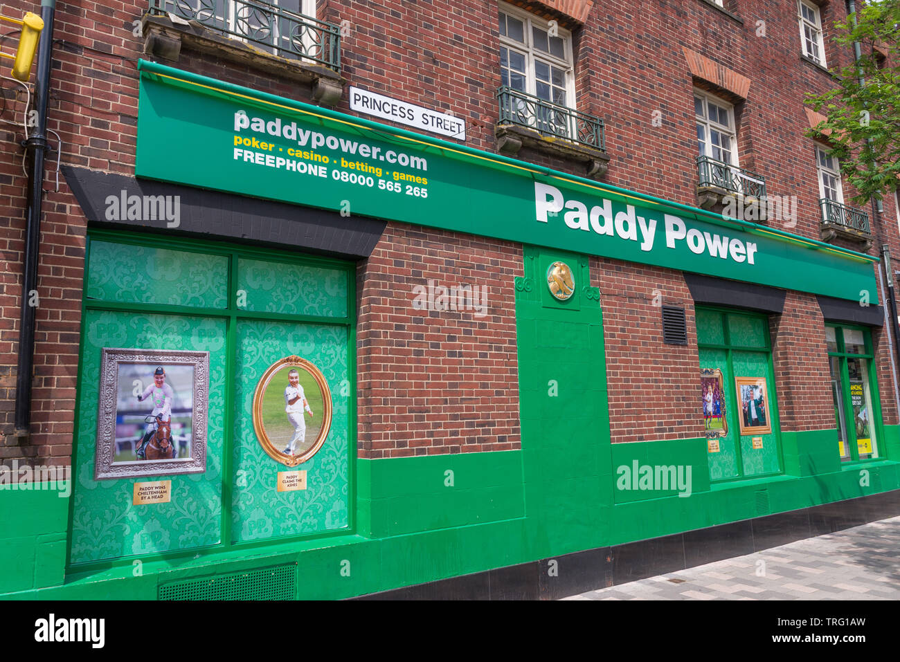 Horse Racing Bookmakers High Resolution Stock Photography And Images Alamy