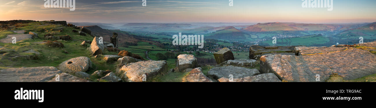 Curbar Edge, Peak District National Park, Derbyshire, England, UK Stock Photo