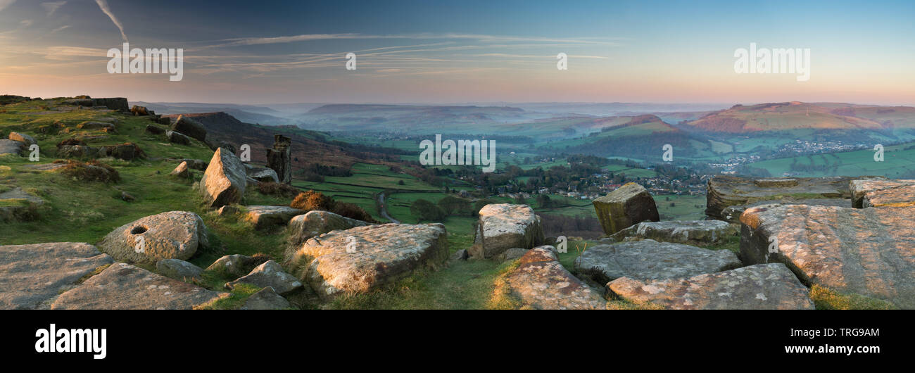 Curbar Edge, Peak District National Park, Derbyshire, England, UK Stock Photo