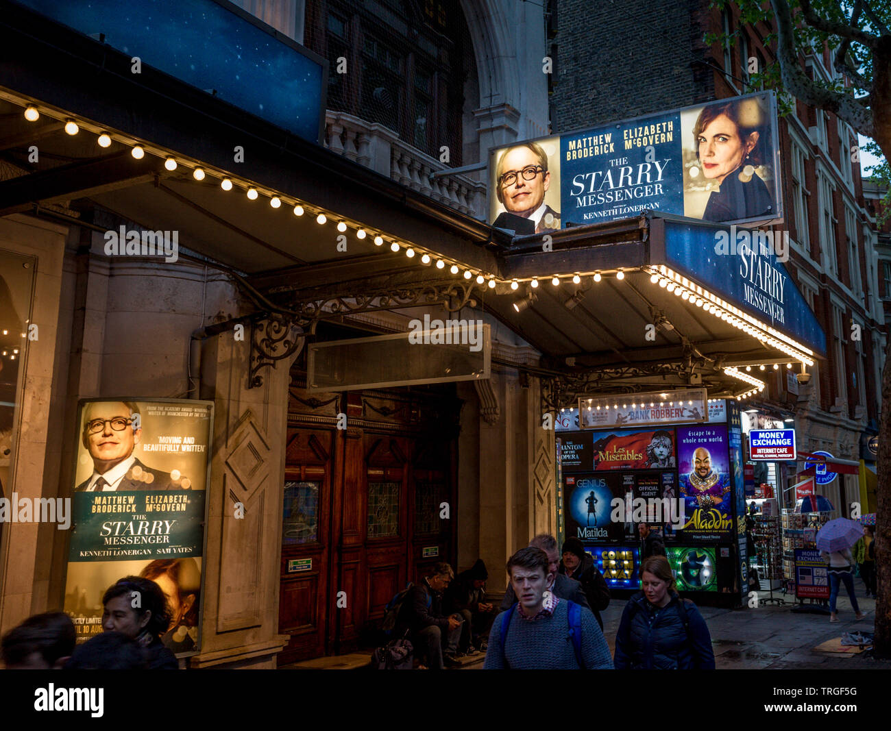 Advertisement for Kenneth Lonergan’s The Starry Messenger, Starring Matthew Broderick and Elizabeth McGovern outside Wyndham's Theatre, London. Stock Photo