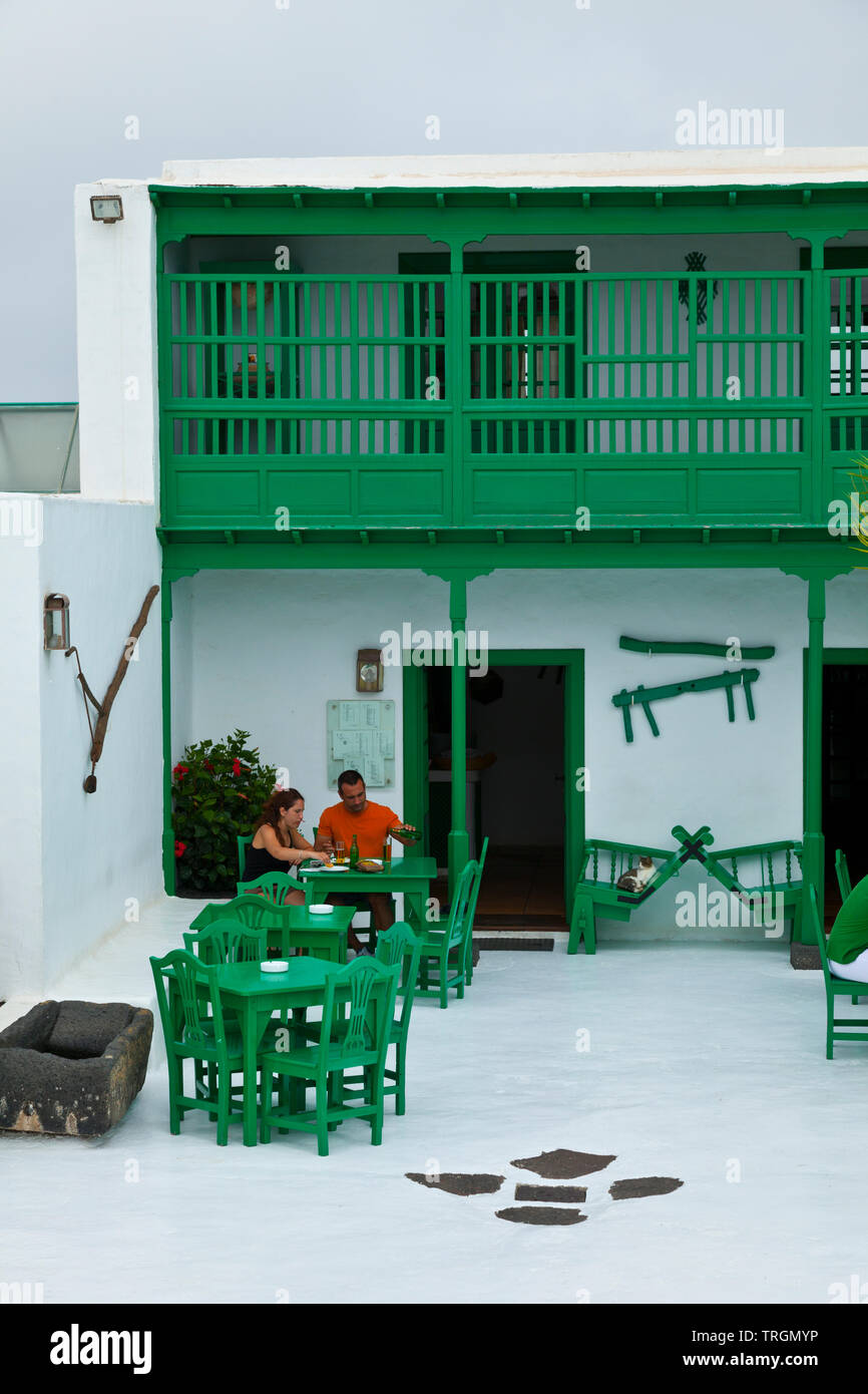 Restaurante tradicional. Pueblo Mastache. Isla Lanzarote. Provincia Las Palmas. Islas Canarias. España Stock Photo