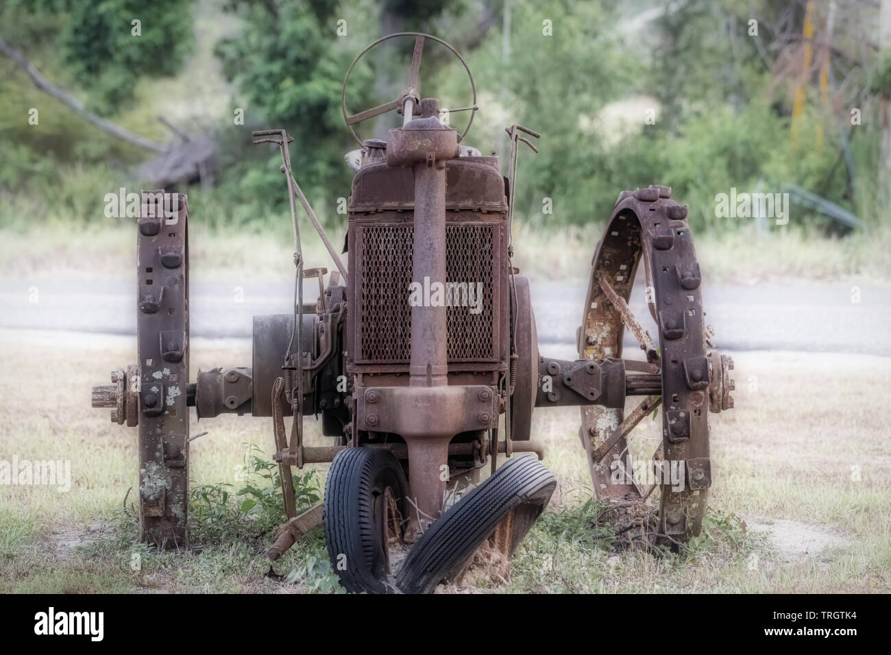 Broken down tractor hi-res stock photography and images - Alamy