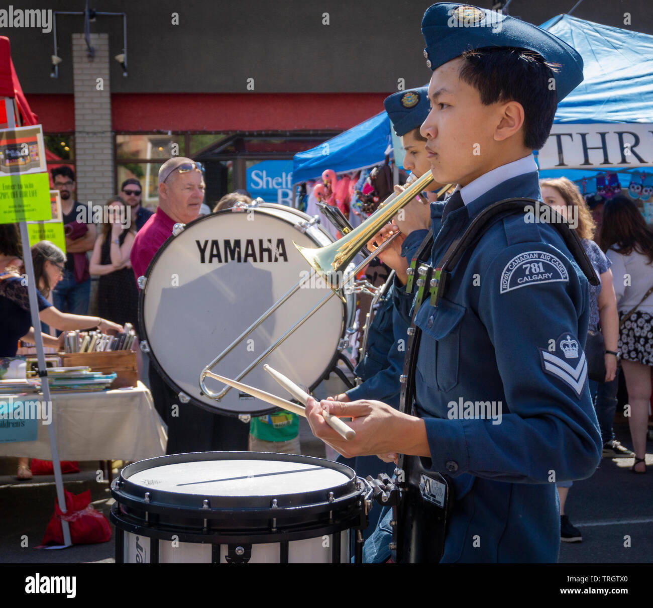 Military band bass drum hi-res stock photography and images - Alamy