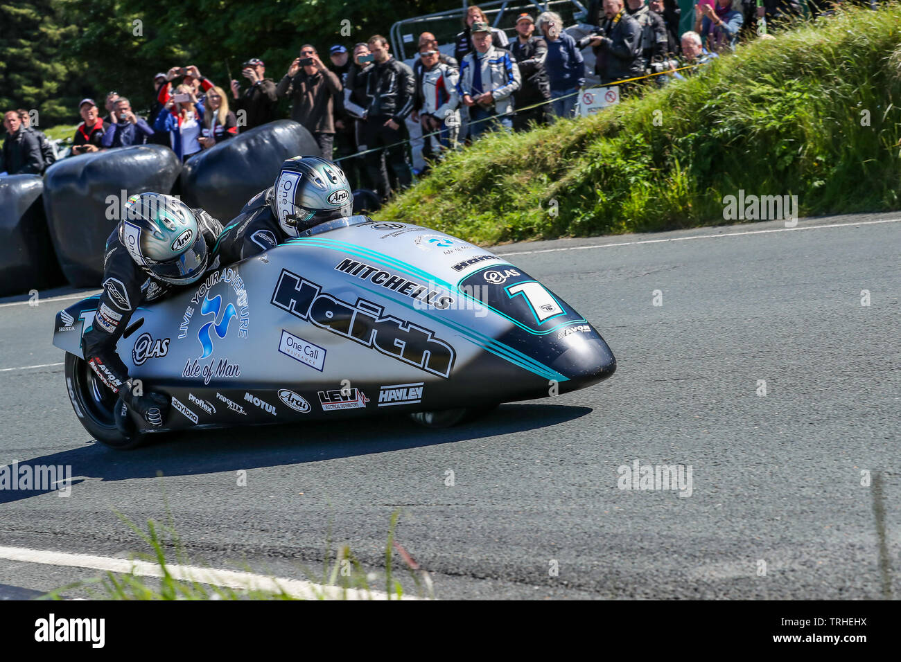 Douglas, Isle Of Man. 06th June, 2019. Ben Birchall/Tom Birchall (1) on their way to winning the Locate.im Sidecar class Race 2 at the 2019 Isle of Man TT (Tourist Trophy) Races, Fuelled by Monster Energy DOUGLAS, ISLE OF MAN - June 06. Photo by David Horn. Credit: PRiME Media Images/Alamy Live News Stock Photo