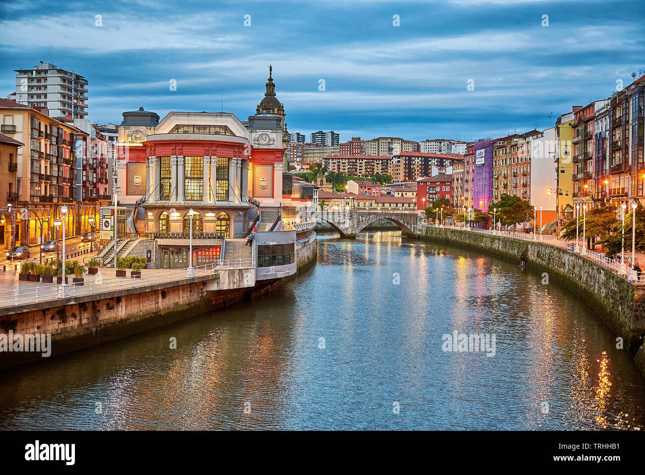 Mercado de la Rivera y Muelle Marzana, Bilbao, Biscay, Basque Country, Euskadi, Euskal Herria, Spain, Europe Stock Photo