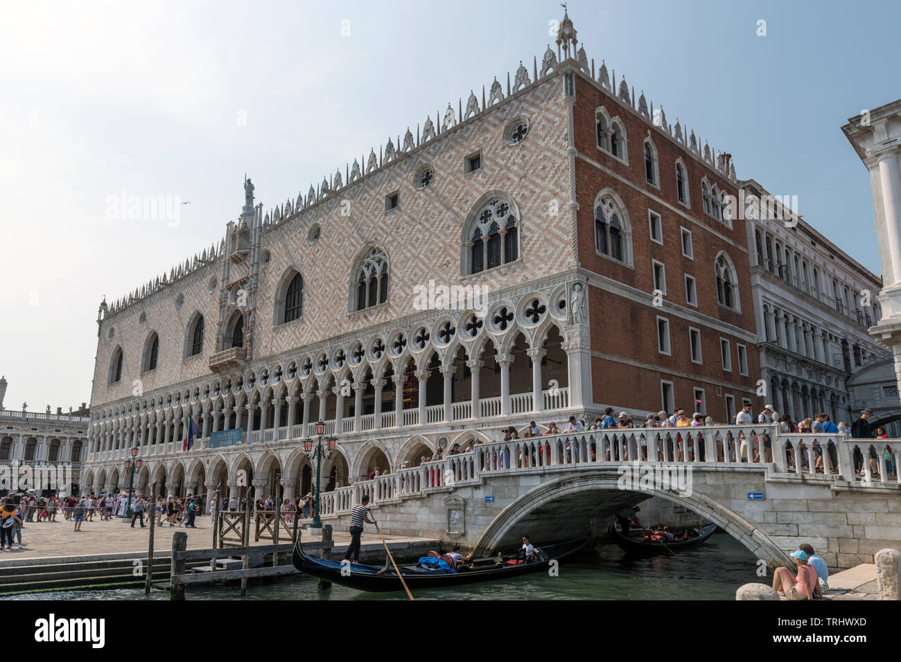 Doges palace visitor hi-res stock photography and images - Alamy