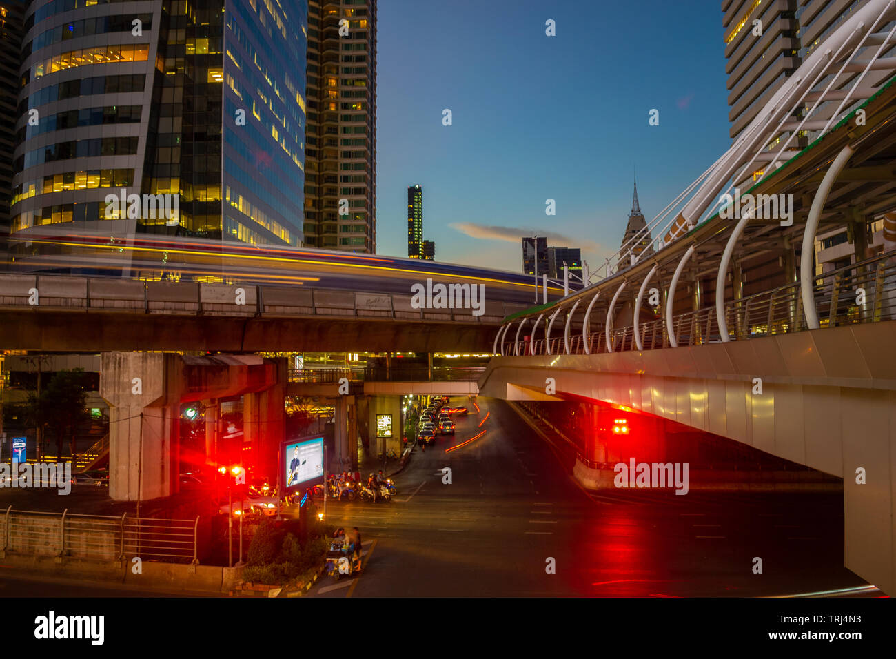 chong nonsi BTS station in Bangkok after sunset Stock Photo Alamy