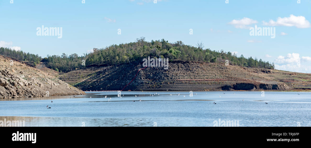 May 2019 Keepit Dam, Gunnedah, Australia: In 2016 the dam was at near peak capacity but now due to the ongoing drought it is virtually empty at 0.6% Stock Photo