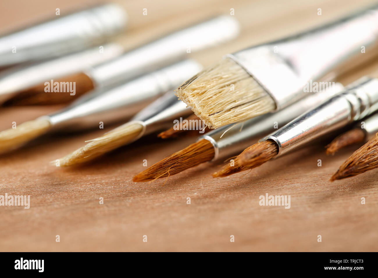 Vintage paint brushes hi-res stock photography and images - Alamy