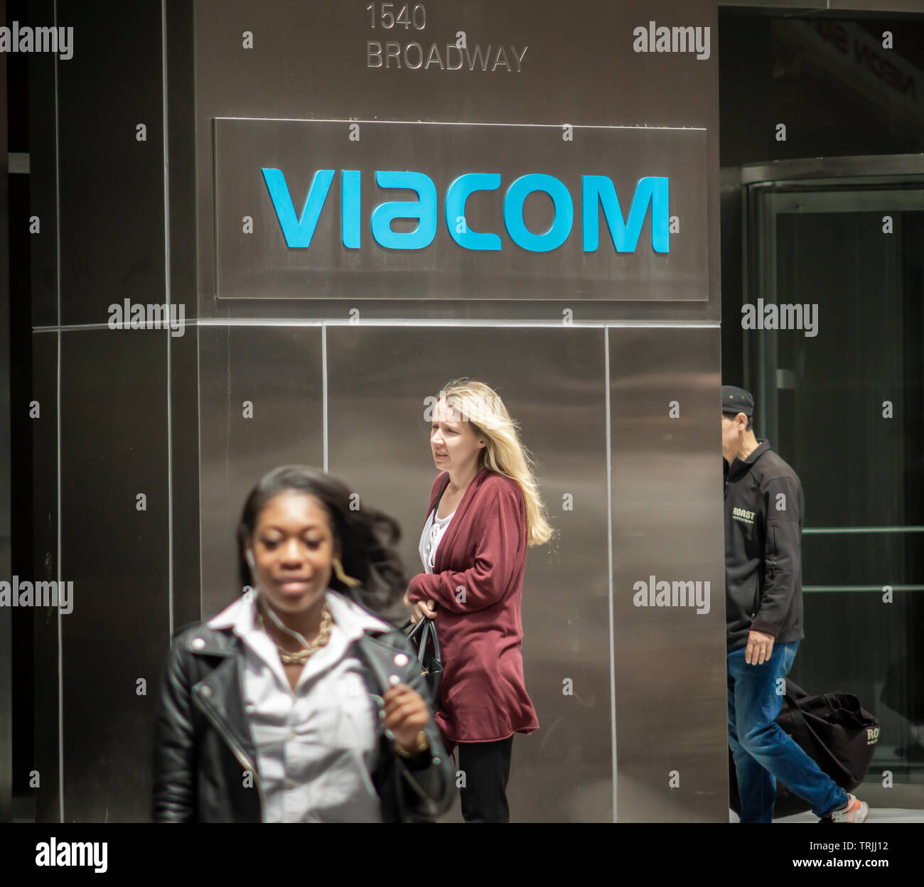 The Viacom headquarters in Times Square in New York on Thursday, May 30, 2019.  CBS and Viacom are reported to be starting merger talks. (© Richard B. Levine) Stock Photo