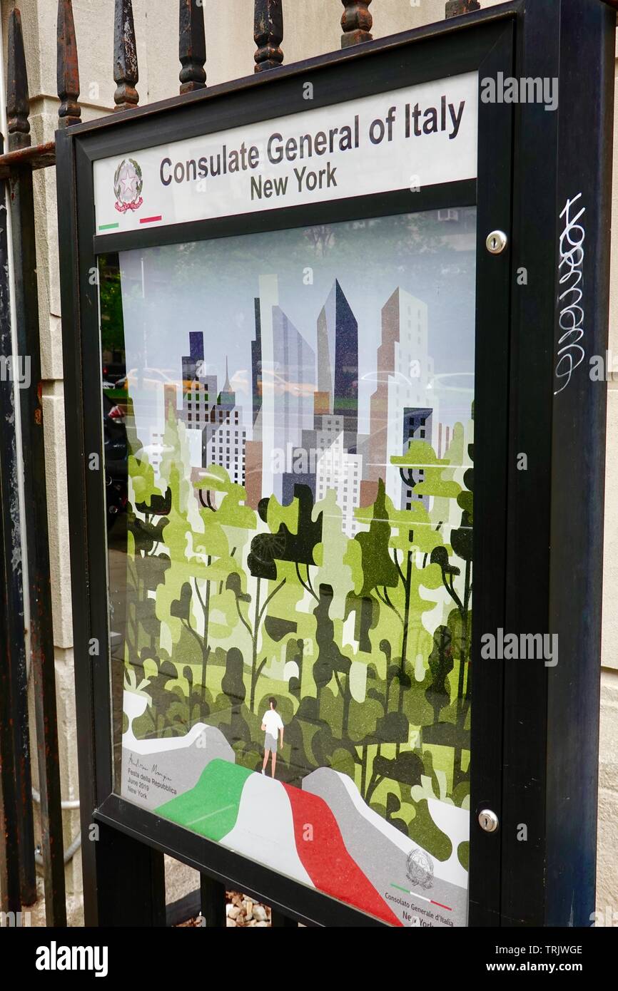 Sign outside the Offices of the Consulate General of Italy, Park Avenue