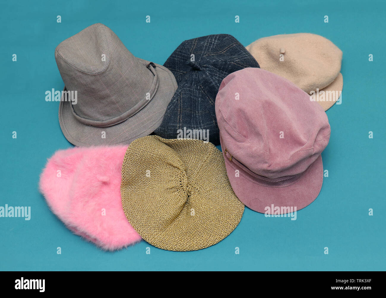 Pile of hats hi-res stock photography and images - Alamy