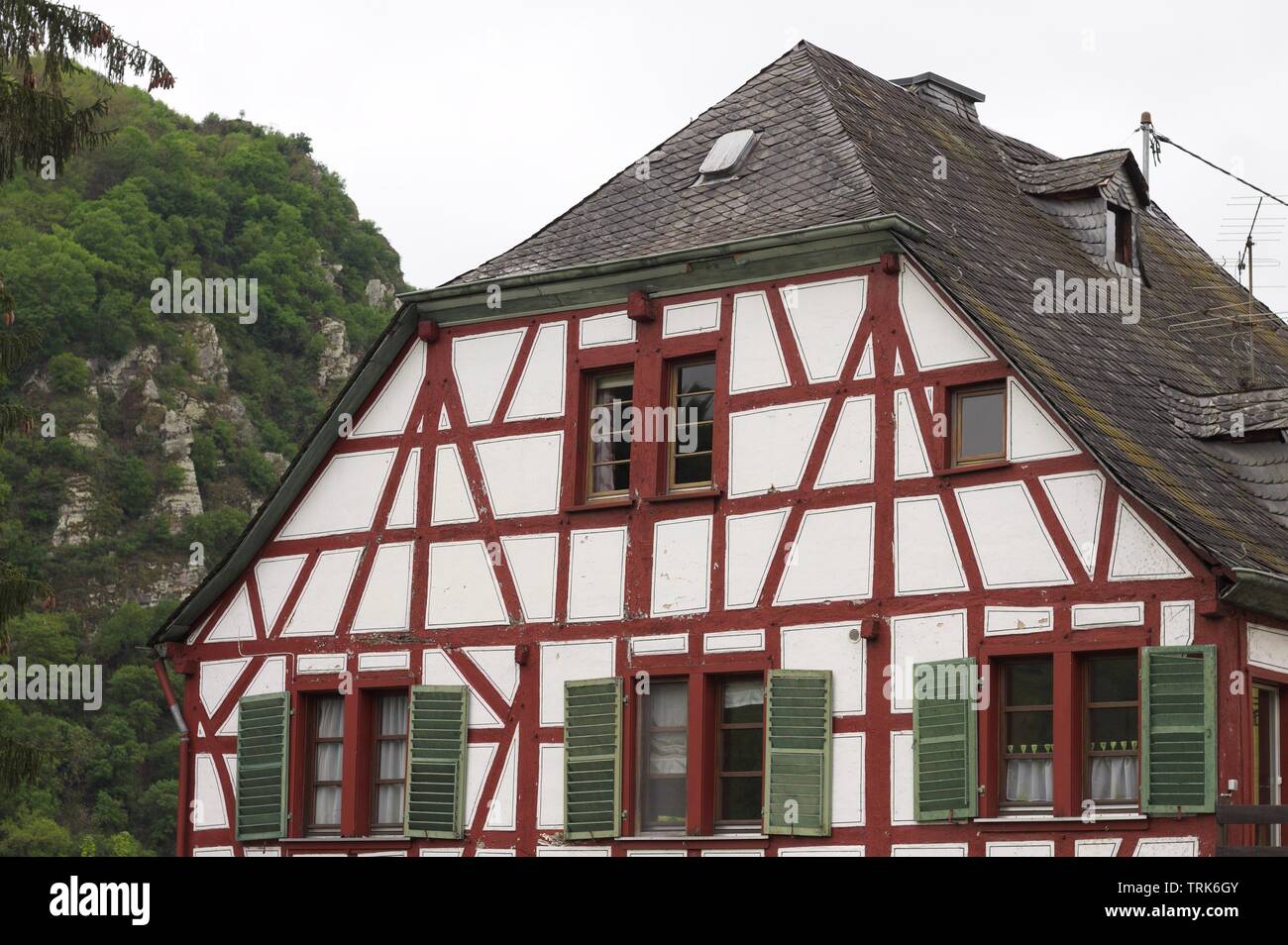 Historic half timbered alleyway hi-res stock photography and images - Alamy