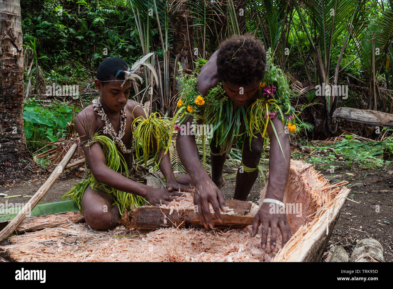 Papua New Guinea Boys Stock Photos & Papua New Guinea Boys Stock Images ...