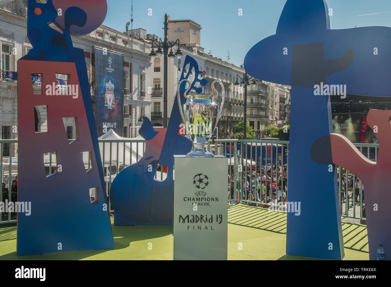 Real Madrid Badge High Resolution Stock Photography and Images - Alamy