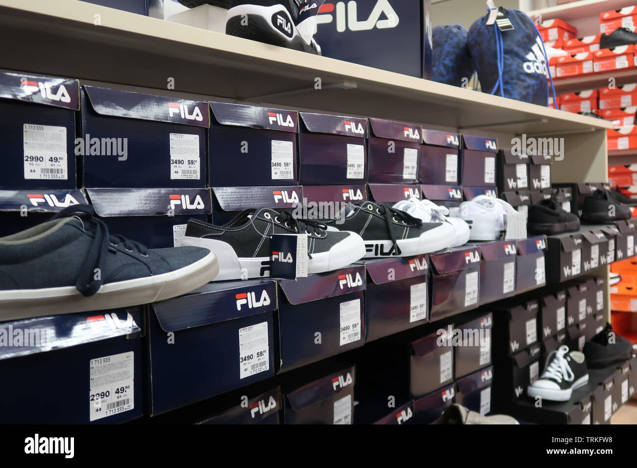Fila store tanger outlet sale