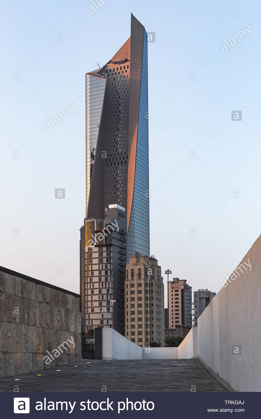 Kuwait Tallest Building High Resolution Stock Photography and Images