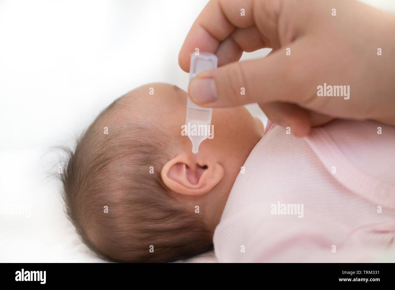 Ear drops hires stock photography and images Alamy