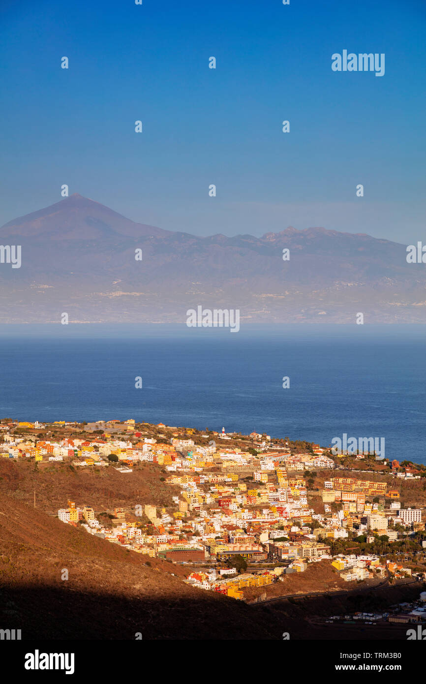 Europe, Spain, Canary Islands, La Gomera, Unesco Biosphere site, San Sebastian de la Gomera town, Tenerife in the background Stock Photo