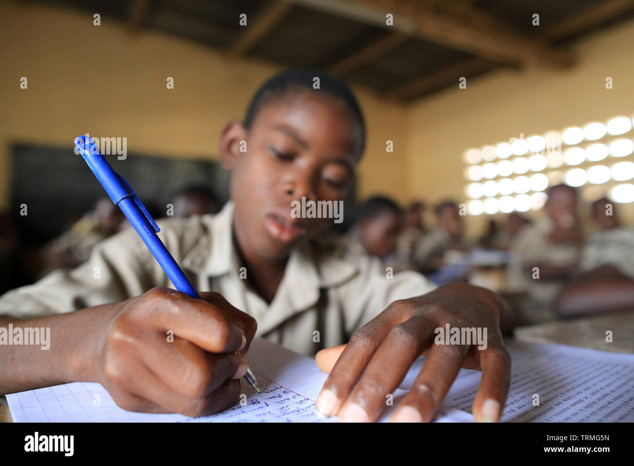 Cours De Francais Ecole Primaire D Adjalle Lome Togo Afrique De L Ouest Stock Photo Alamy