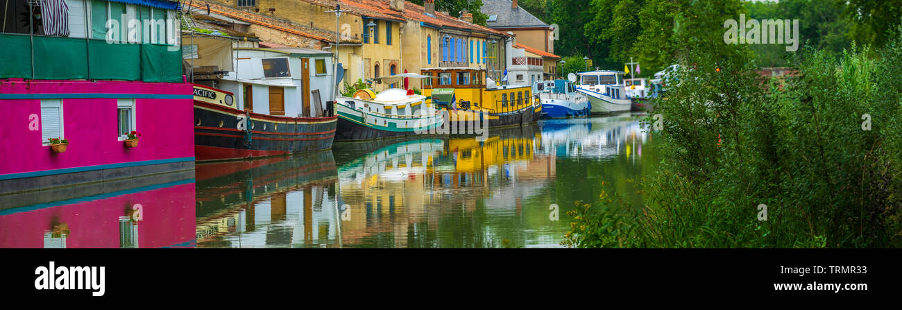 Boats in The ' Canal du Midi ' France Stock Photo