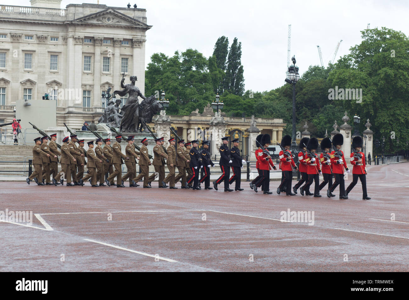 Royal Irish Regiment combined with the Irish Guard marching past Canada gate on the mall for trooping the colour 2019 Stock Photo