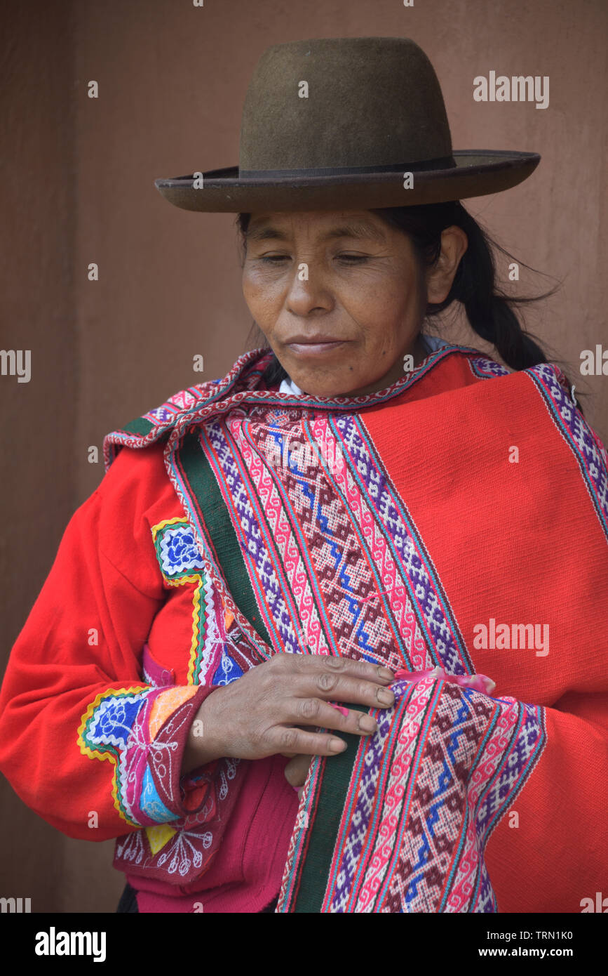 Sacred Valley, Cusco, Peru - Oct 13, 2018: An indigenous Quechua lady in the Yachaq community of Janac Chuquibamba Stock Photo