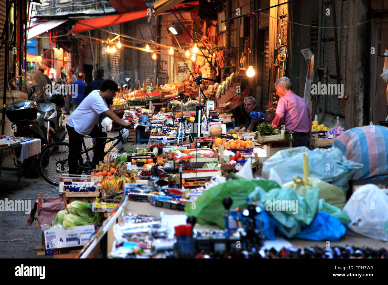 Sicily food market hires stock photography and images Alamy
