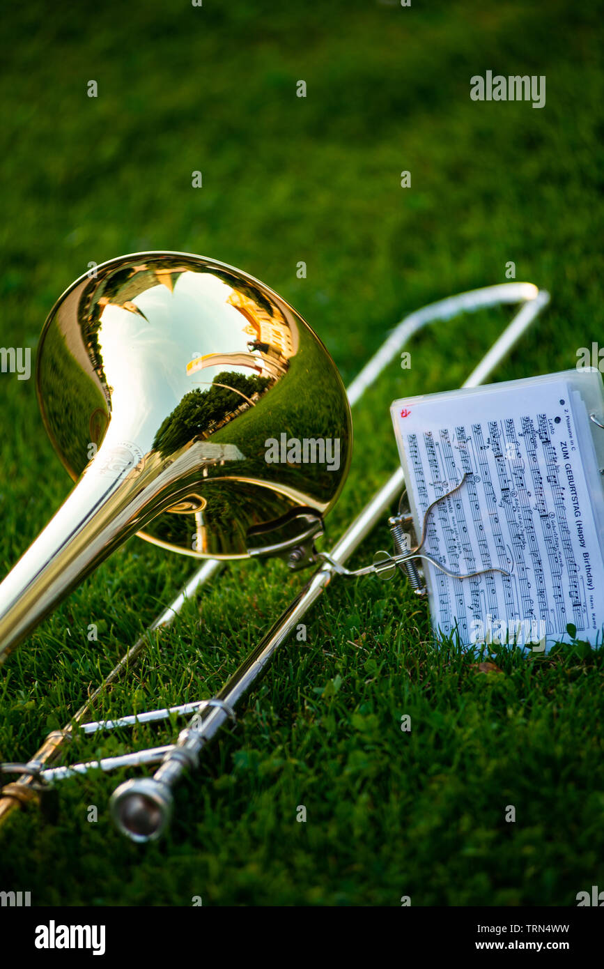 Air trombone hires stock photography and images Alamy