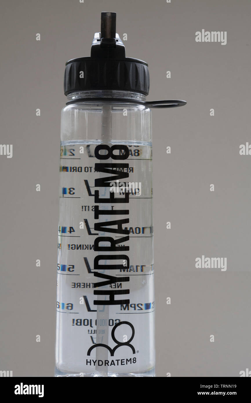 Hydratum8 Hydration Tracker water bottle helps track daily water intake  Stock Photo - Alamy